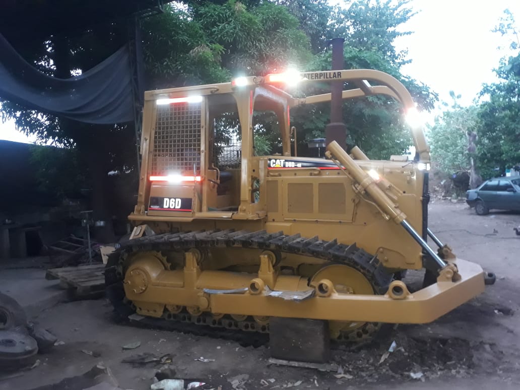 Alquiler de Excavadora Bulldozer D6 en JORGE BASADRE ITE, Tacna, Perú